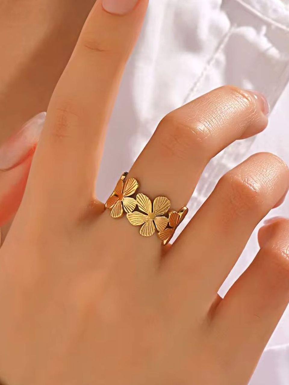 Floral Elegance Ring