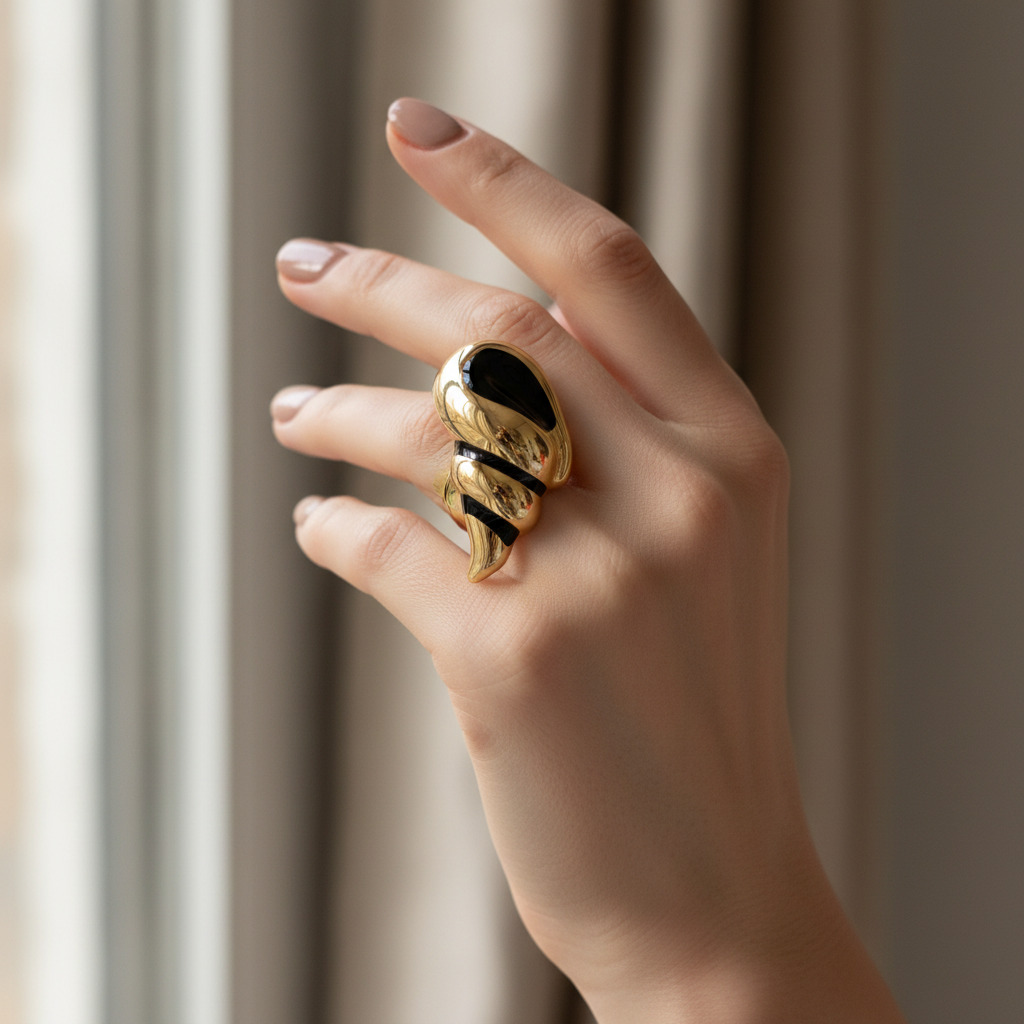 Black Stone Swirl Ring - Lifestyle