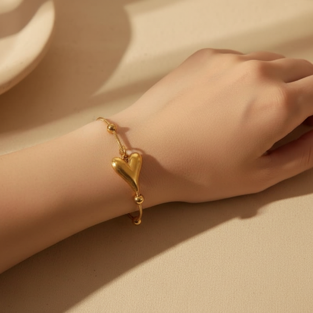 Aurum Heart Bracelet - Lifestyle Wrist Shot