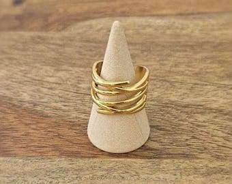 Hollow Striped Ring