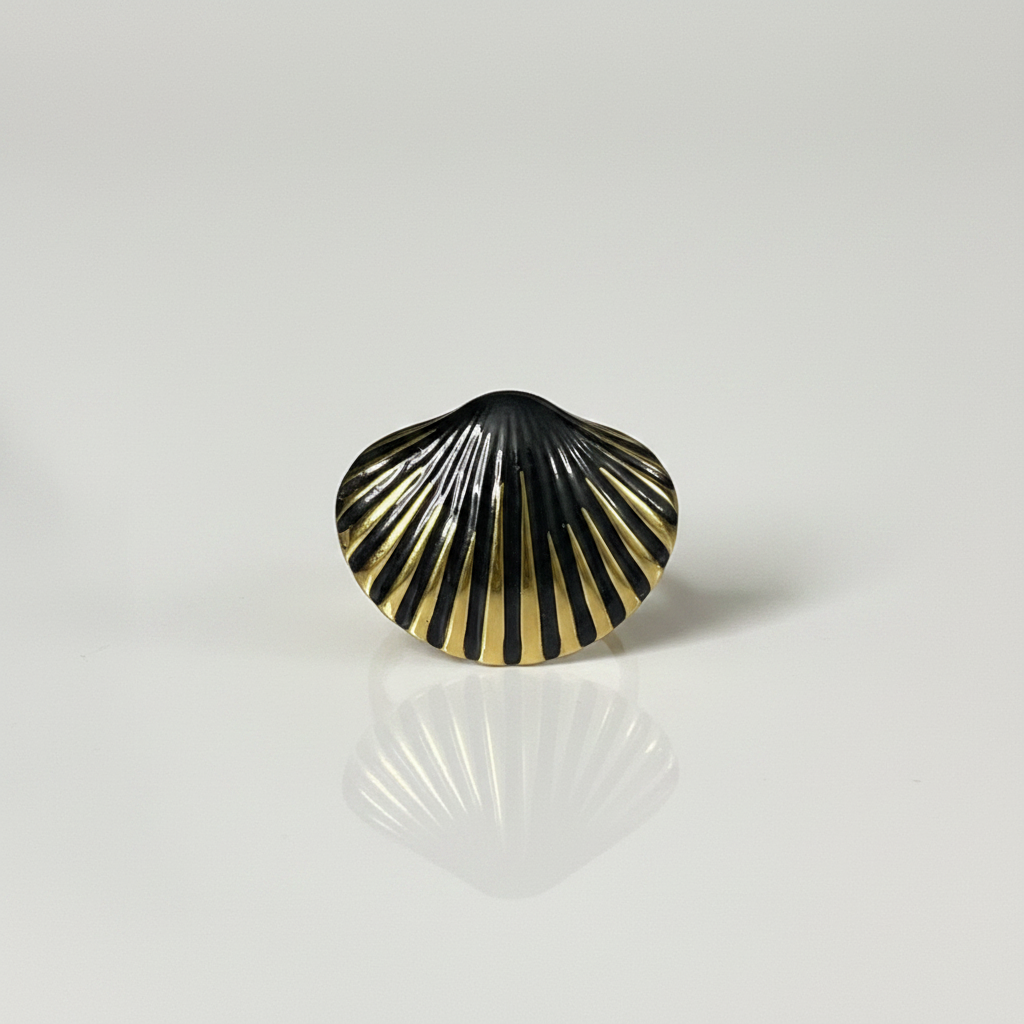 Noir Heart Ring - Black and Gold Statement Ring